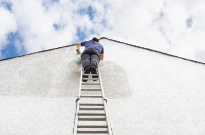 Peinture extérieure à Rusio — façades et ravalement